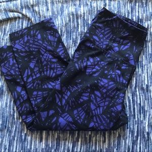 Old navy purple and black yoga capris